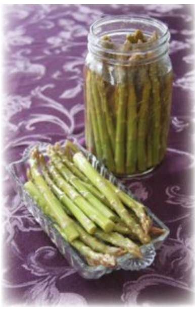 Preserving the Harvest : Pickled Asparagus