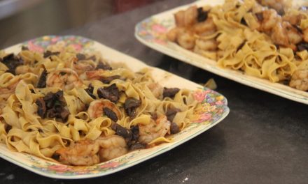 Italian Pasta with Shrimp and Dried Porcini Mushrooms