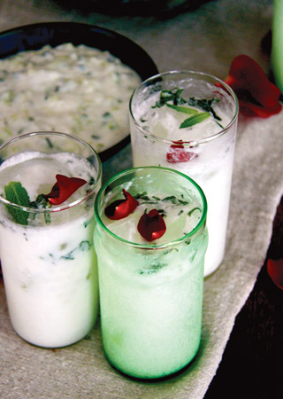 Doogh : Fizzy Yogurt Drink With Mint and Rosewater