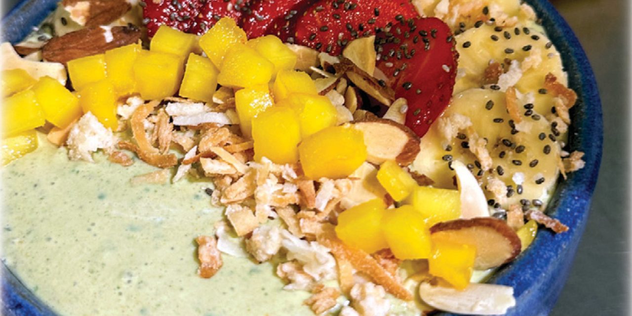 Tropical Smoothie Bowl